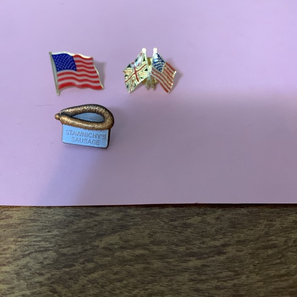 Three pins* - Picture 2 of 6